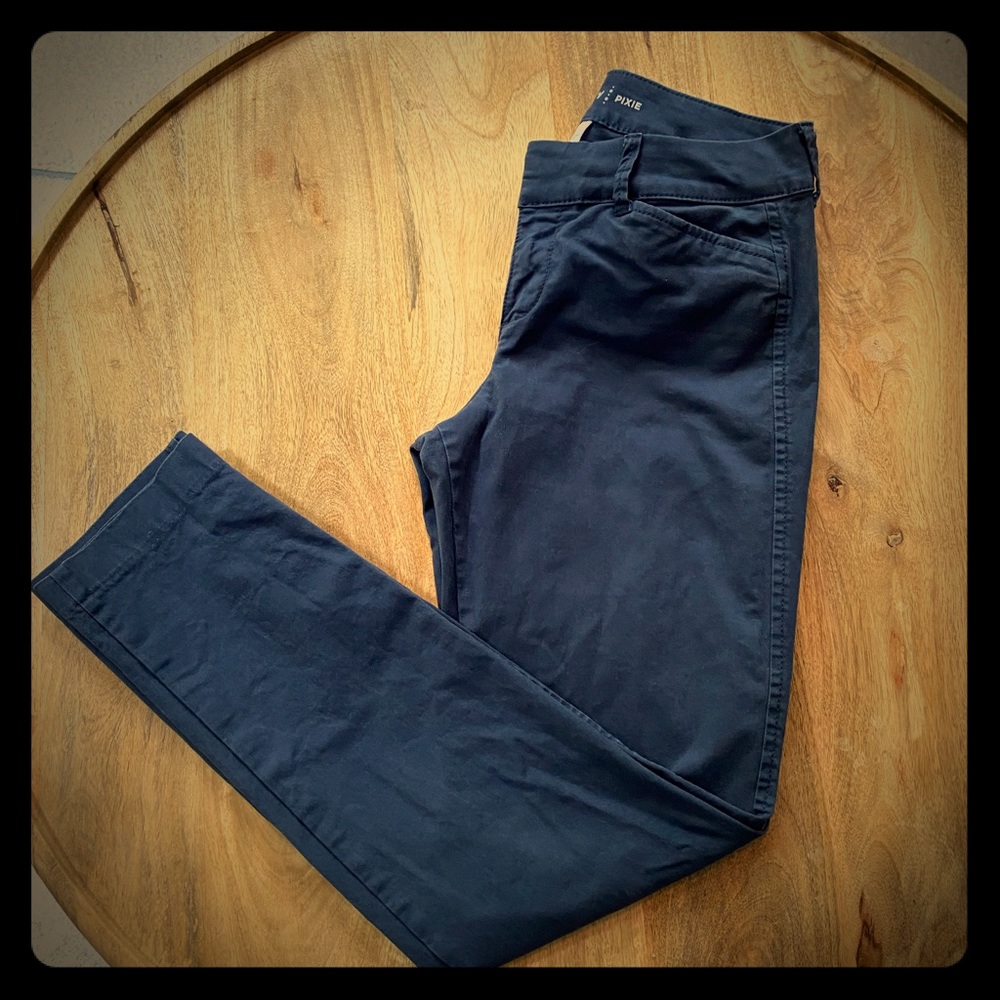 Like New Old Navy Pixie Jeans